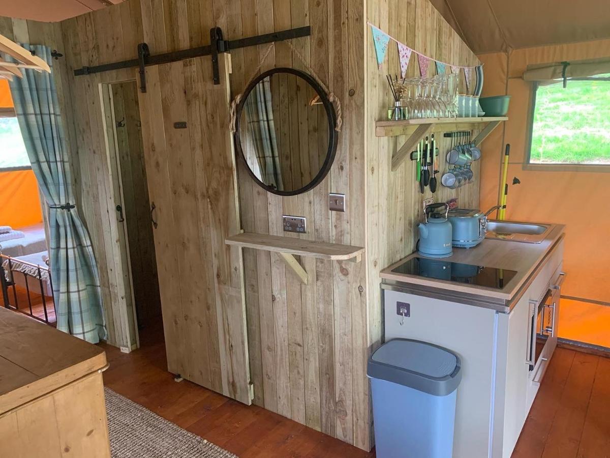 Mountain View Safari Tent With Hot Tub In The Heart Of Snowdonia * Dolgellau