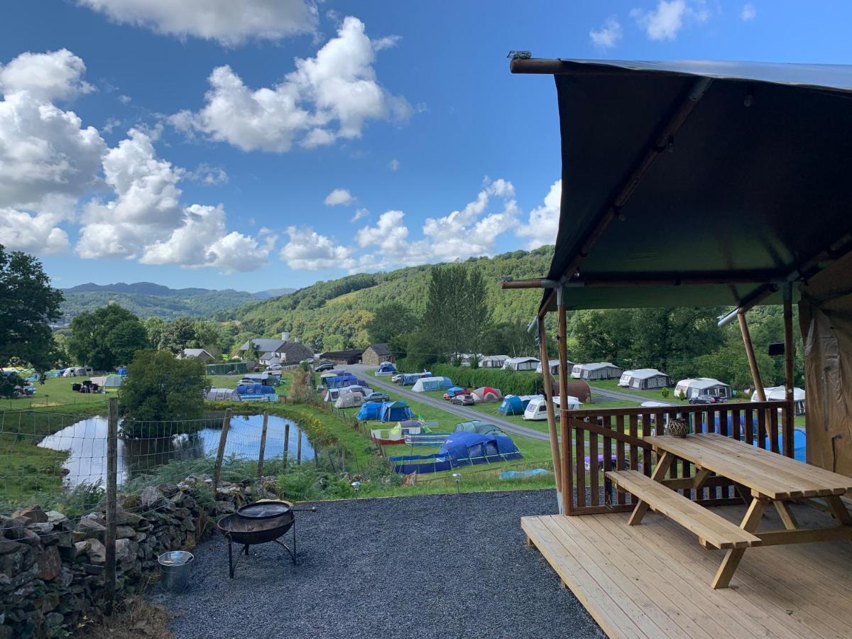 Luxuszelt Mountain View Safari Tent With Hot Tub In The Heart Of Snowdonia Dolgellau