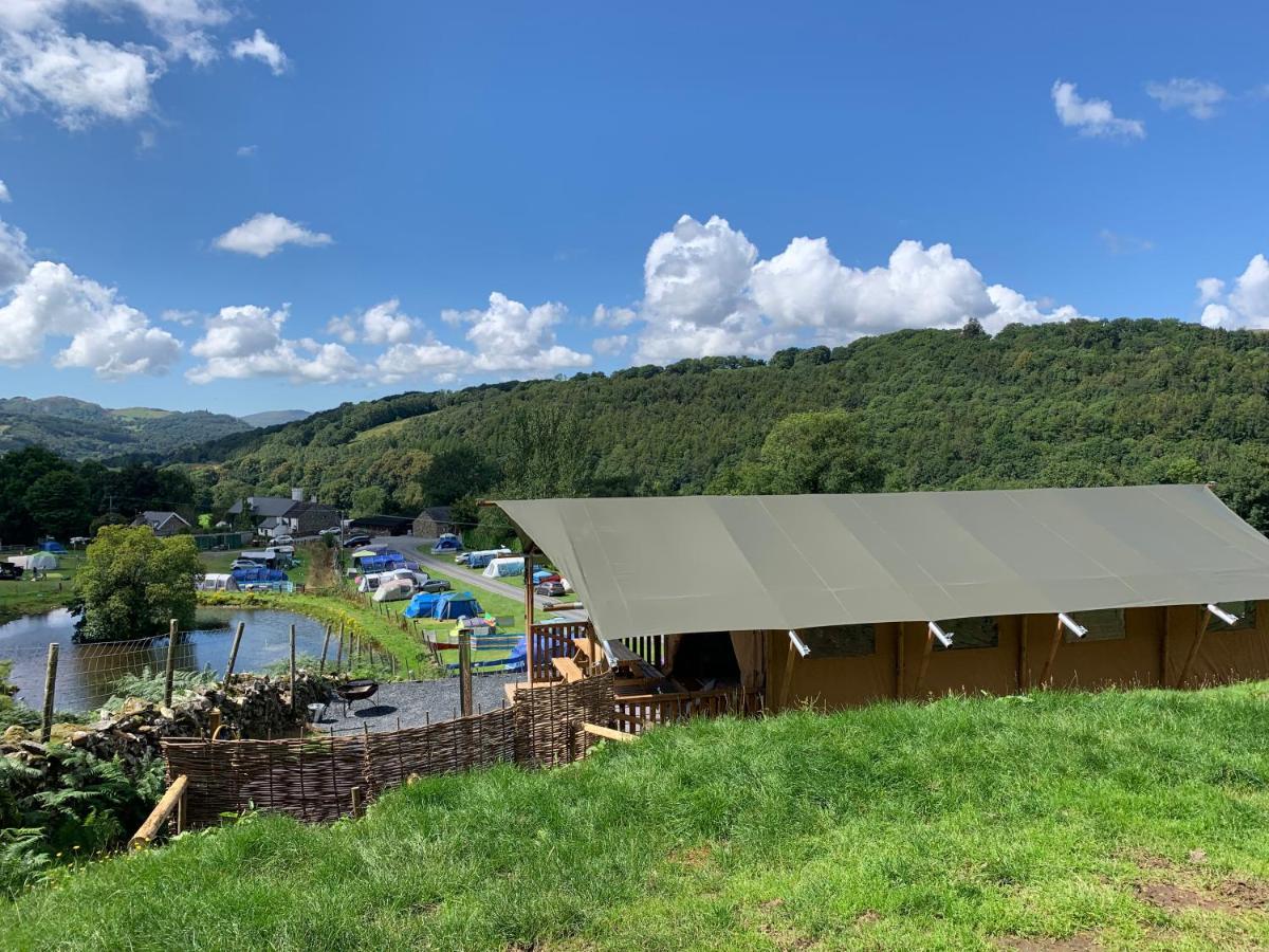 Luxuszelt Mountain View Safari Tent With Hot Tub In The Heart Of Snowdonia